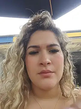 Sara smiiith211 online show from 07-19-26, 04:11