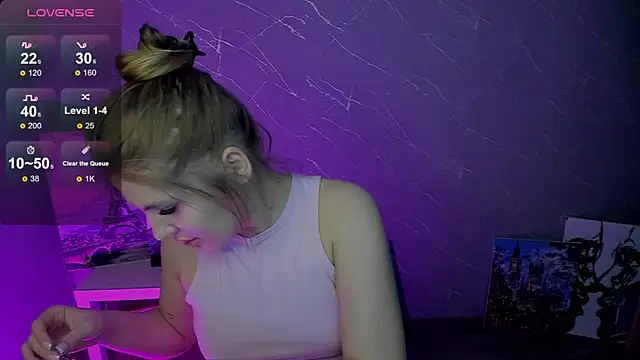 lily williamss online show from 04-11-26, 01:32