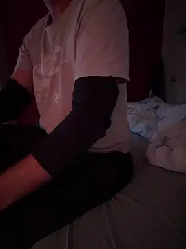 Bennyben8604 online show from 12-11-24, 06:20