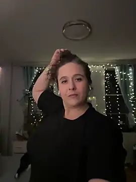 sylviahhh online show from 03-29-26, 05:40