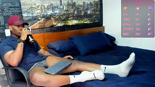 thomas santtos1 online show from 02-14-25, 12:57