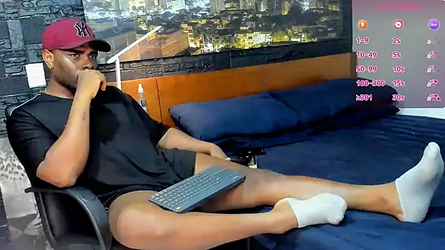 thomas santtos1 online show from 03-01-25, 12:28