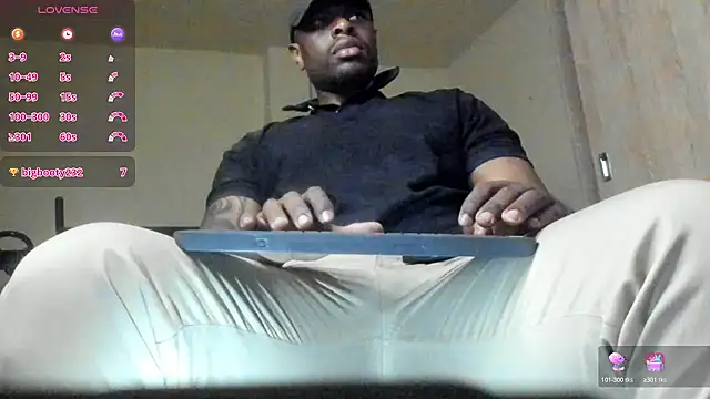 Snapshot of thomas_santtos1 chatting on 07-11-26, 02:20 thomas santtos1 online show from 07-11-26, 02:20