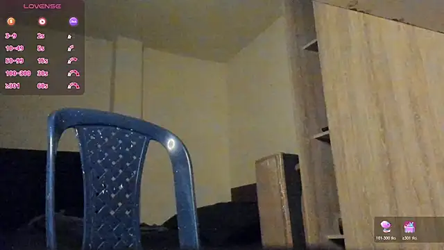 Snapshot of thomas_santtos1 chatting on 07-15-26, 01:27 thomas santtos1 online show from 07-15-26, 01:27