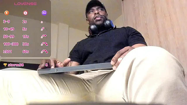 Snapshot of thomas_santtos1 chatting on 07-28-26, 02:51 thomas santtos1 online show from 07-28-26, 02:51