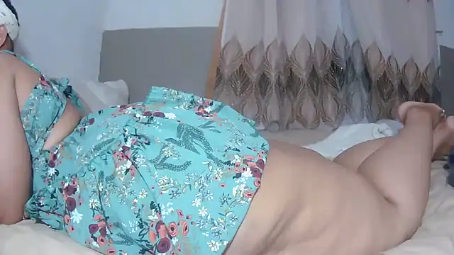 BustyThickyAss online show from 12-02-25, 07:20