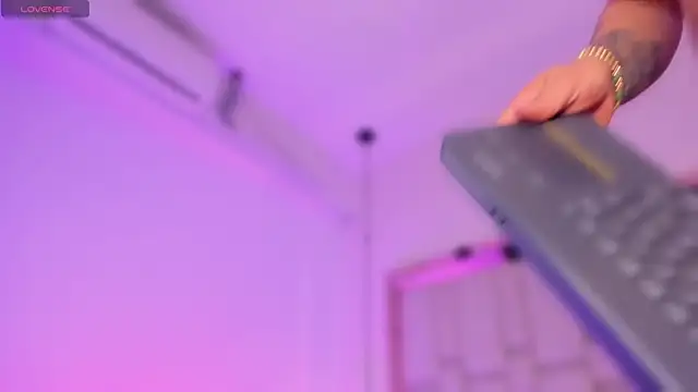 Kleverly Manson1 online show from 03-13-26, 04:41