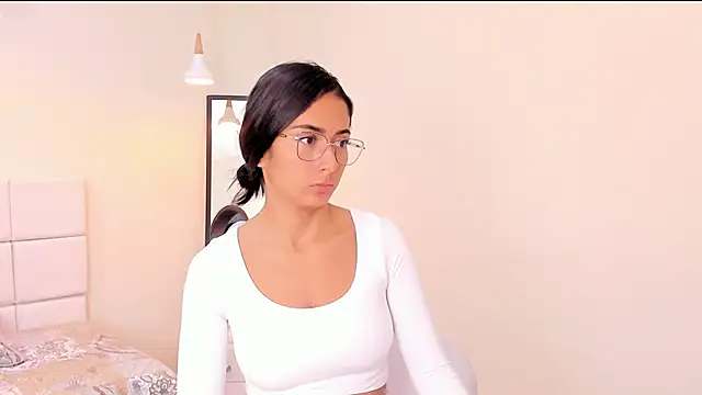 your khloe online show from 04-14-26, 01:17