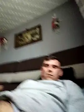 Snapshot of Sexipiotr chatting on 03-26-26, 09:26 Sexipiotr online show from 03-26-26, 09:26