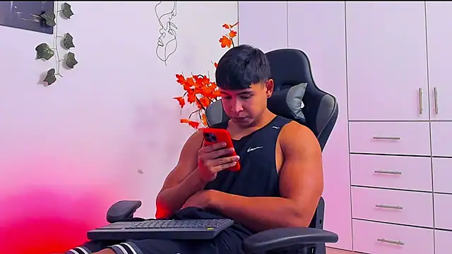 Snapshot of Bray_Kevin chatting on 01-16-26, 08:46 Bray Kevin online show from 01-16-26, 08:46