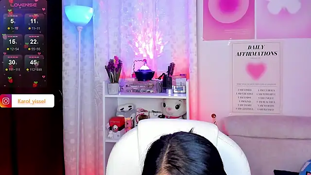 Hinataw33d01 online show from 12-27-24, 06:24