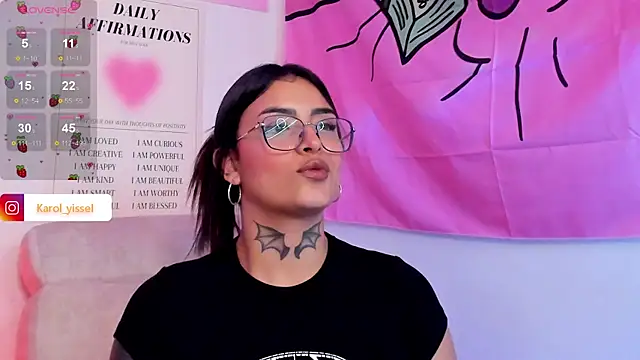 Hinataw33d01 online show from 03-07-25, 11:38