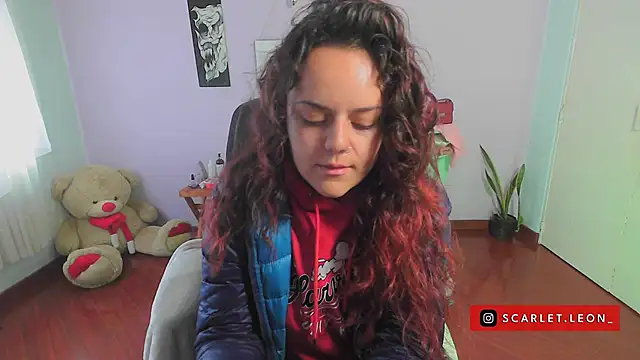 Scarletleon77 online show from 01-10-25, 04:30