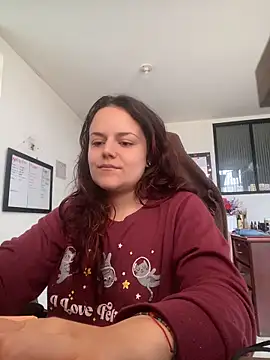 Scarletleon77 online show from 06-05-26, 01:17