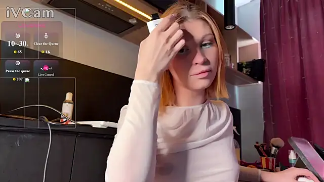 Snapshot of ilona_wine chatting on 06-28-26, 06:19 ilona wine online show from 06-28-26, 06:19