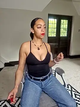 QueenTricks1 online show from 04-16-26, 08:59