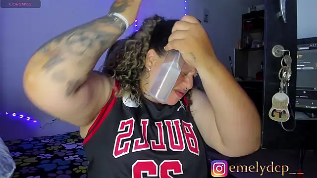 mariana maze online show from 10-19-25, 05:41