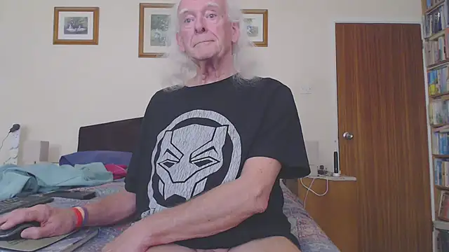 WaverlyKernow online show from 03-26-26, 02:11