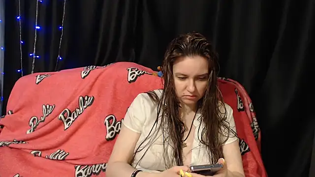 Snapshot of Milana69 chatting on 06-09-26, 03:45 Milana69 online show from 06-09-26, 03:45