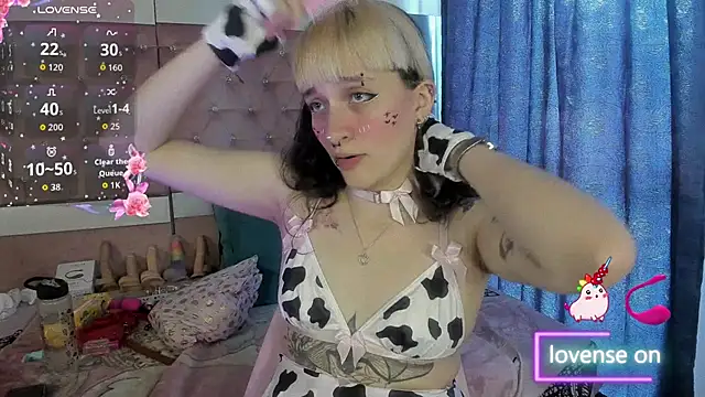 Snapshot of neeko_princes chatting on 06-16-26, 12:52 neeko princes online show from 06-16-26, 12:52