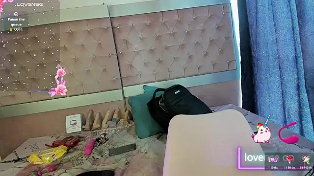 Snapshot of neeko_princes chatting on 06-26-26, 12:42 neeko princes online show from 06-26-26, 12:42