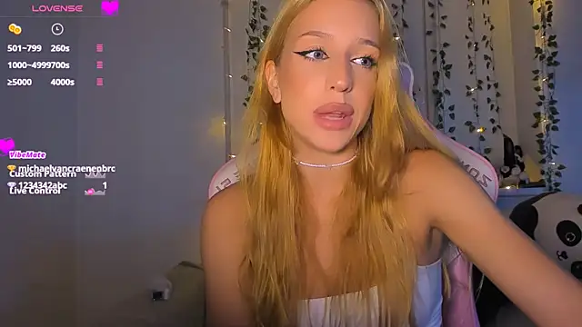 Snapshot of Anice_ chatting on 07-20-26, 10:23 Anice online show from 07-20-26, 10:23