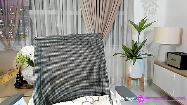 Snapshot of _Joliie_ chatting on 06-26-26, 03:38 Joliie online show from 06-26-26, 03:38