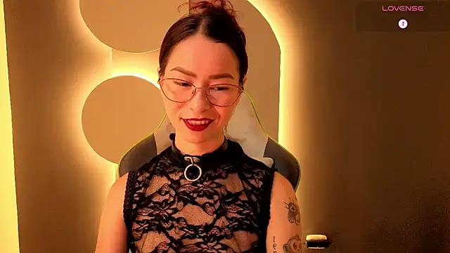 Snapshot of rosse_98_ chatting on 05-09-26, 01:16 rosse 98 online show from 05-09-26, 01:16