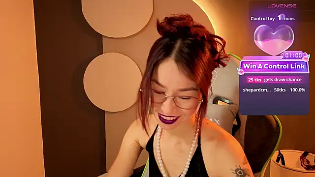 Snapshot of rosse_98_ chatting on 06-03-26, 03:28 rosse 98 online show from 06-03-26, 03:28