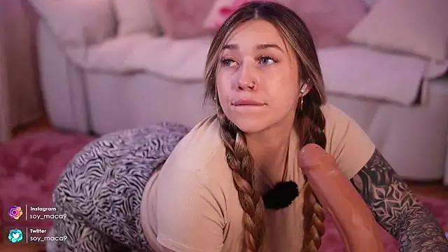 lilith gray9 online show from 11-18-25, 04:39