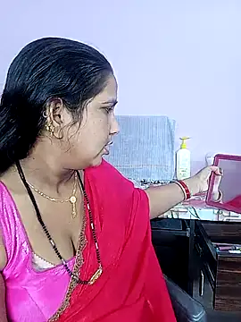 reemacouple007 online show from 04-07-26, 04:46