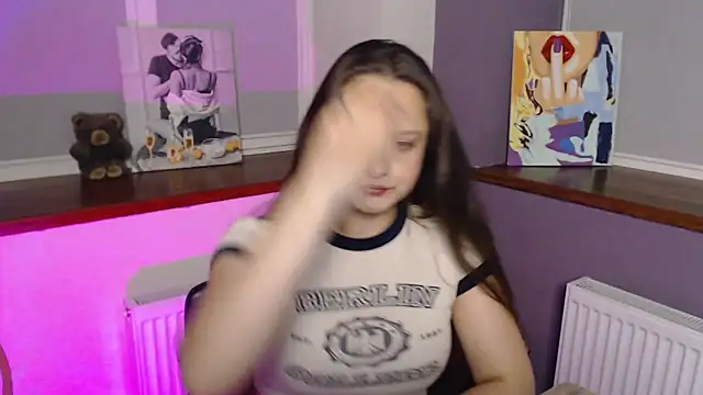 Caramel bunny online show from 05-19-26, 12:44