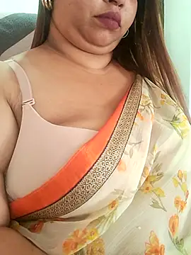 Snapshot of Ravina_patil1 chatting on 06-27-26, 12:22 Ravina patil1 online show from 06-27-26, 12:22