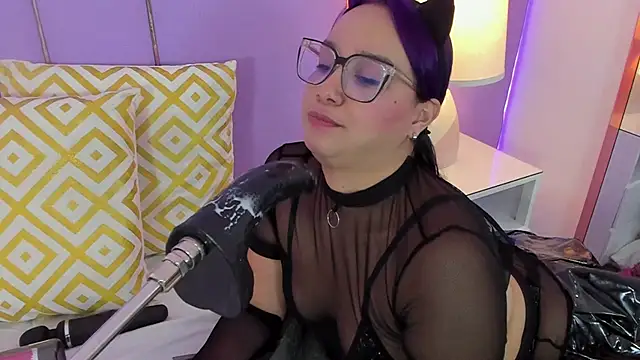 SophyRuiz  online show from 02-11-26, 11:59