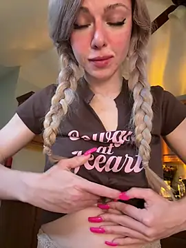 Snapshot of propertyofdaddy chatting on 04-08-26, 08:09 propertyofdaddy online show from 04-08-26, 08:09