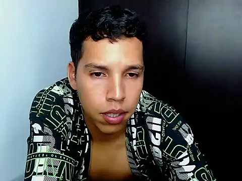 loggganfross online show from 04-15-26, 03:57