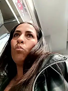 Lena-32 online show from 04-18-26, 12:03