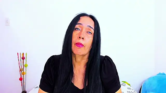 HorniestMilf online show from 03-21-26, 08:01