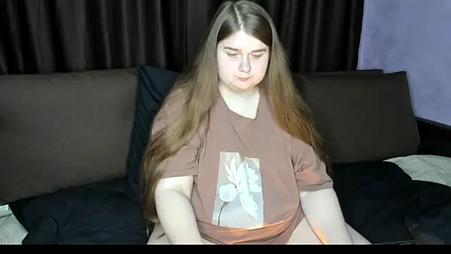 Snapshot of Aushpana chatting on 11-10-25, 10:14 Aushpana online show from 11-10-25, 10:14