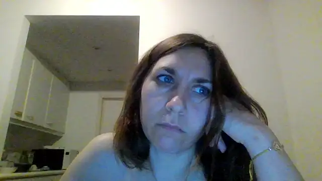 JasmineGlamour online show from 03-17-26, 09:29