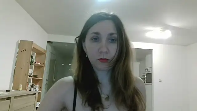 JasmineGlamour online show from 05-13-26, 11:44