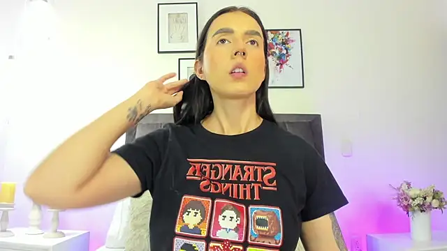 helen mooree online show from 03-25-26, 12:44