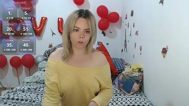 hotmilf4uxxx online show from 03-25-26, 09:37