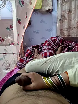 Snapshot of maharaj43 chatting on 04-11-26, 04:55 maharaj43 online show from 04-11-26, 04:55