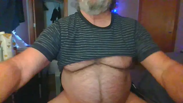 Snapshot of Doherty10 chatting on 03-10-26, 08:14 Doherty10 online show from 03-10-26, 08:14