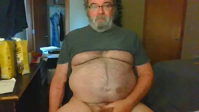 Snapshot of Doherty10 chatting on 04-12-26, 08:25 Doherty10 online show from 04-12-26, 08:25