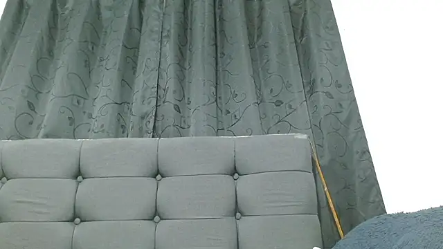 Alisteresa  online show from 06-17-26, 02:03