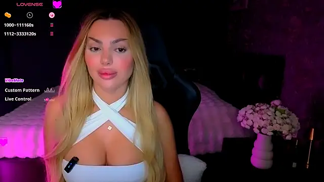 babyleilaa online show from 04-16-26, 09:39