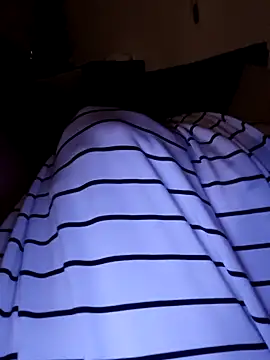 Snapshot of poussychats chatting on 02-22-26, 07:01 poussychats online show from 02-22-26, 07:01