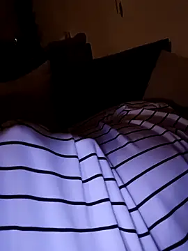 Snapshot of poussychats chatting on 02-24-26, 08:40 poussychats online show from 02-24-26, 08:40